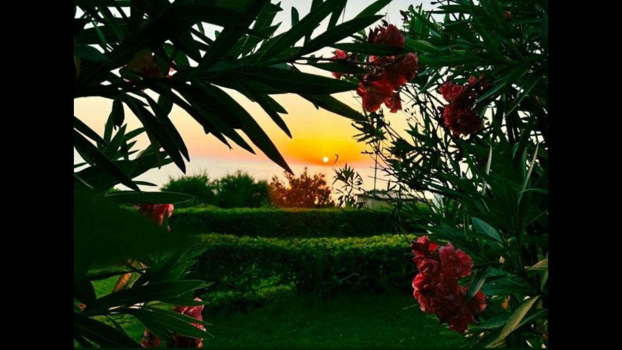 Beach Bungalows Apartament Kypseli