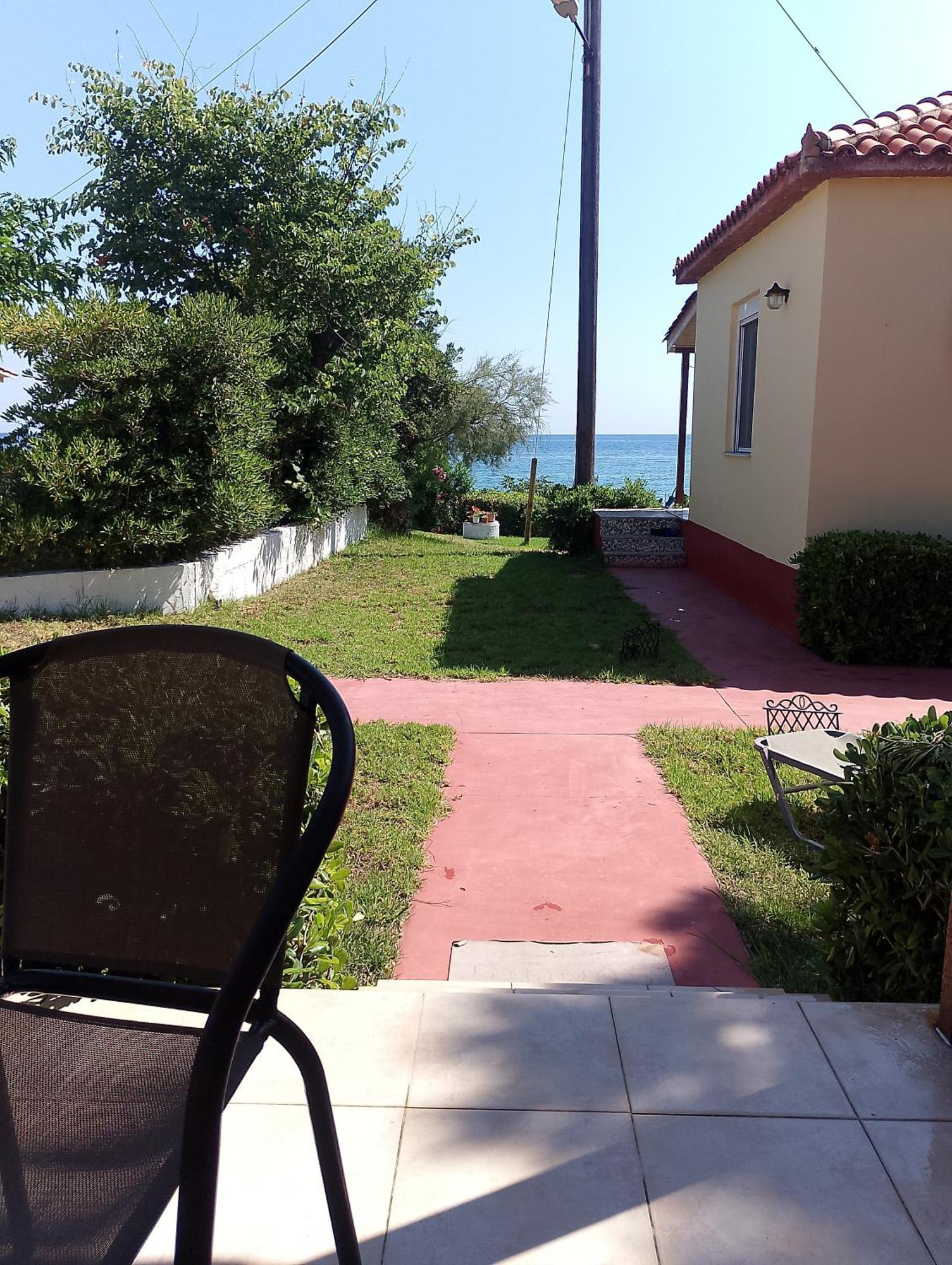Beach Bungalows *